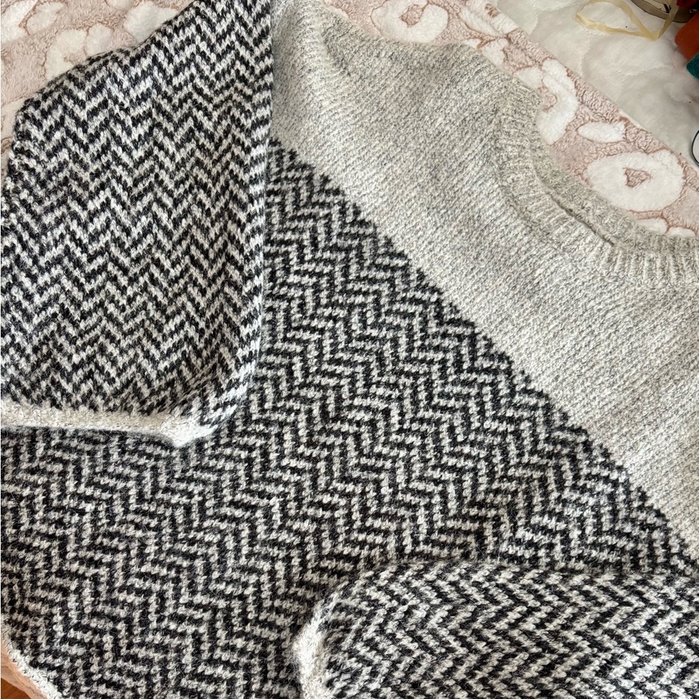 Blu Pepper Sweater
